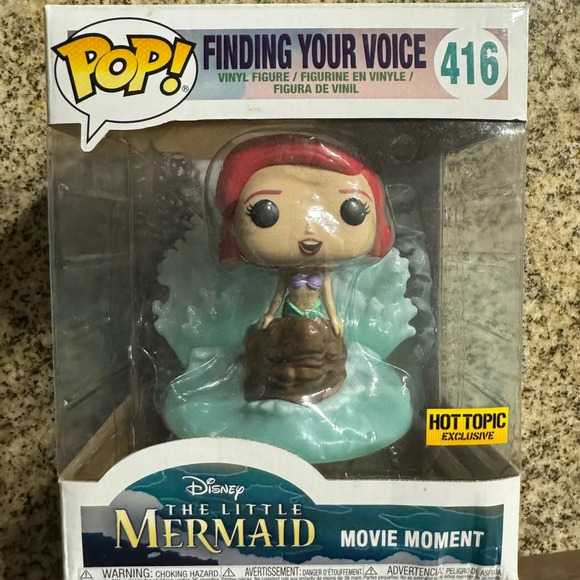 Funko POP! Disney: Movie Moment: The Little Mermaid: Finding Your Voice NWB - Picture 3 of 7